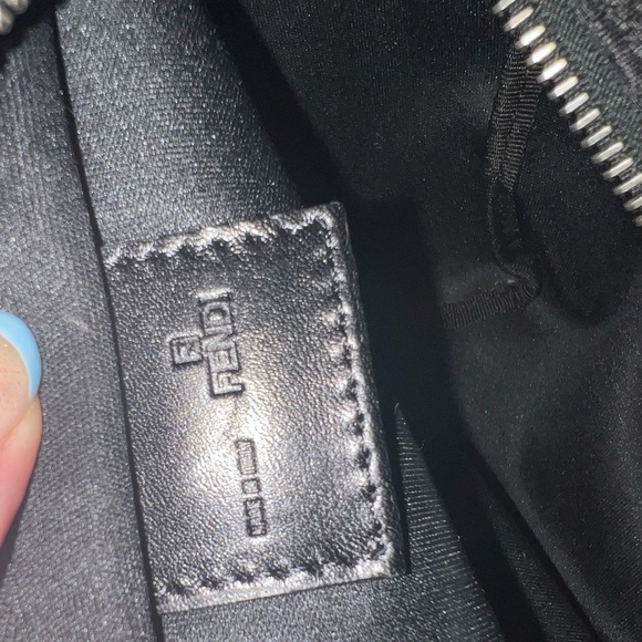 Gorgeous Mini Fendi Black Tote Bag with Iconic FF Monogram - Picture 7 of 9